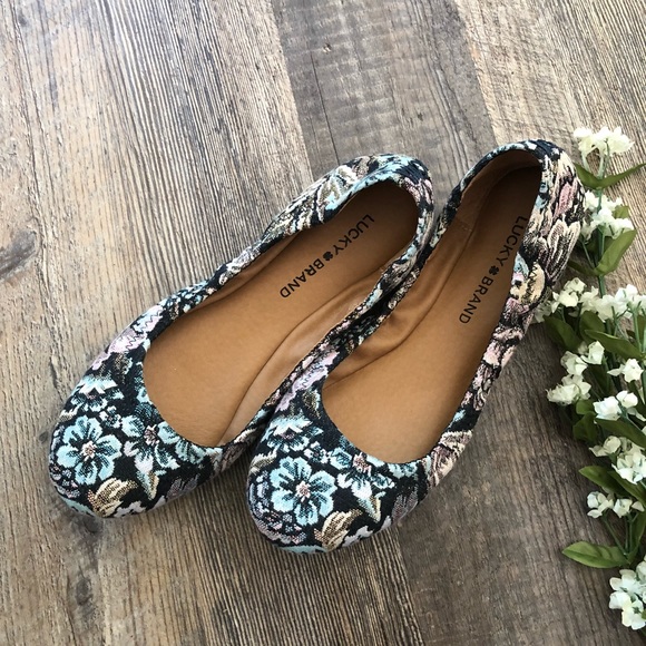 Lucky Brand Shoes - NWOT Lucky Brand Floral Emmie Flats